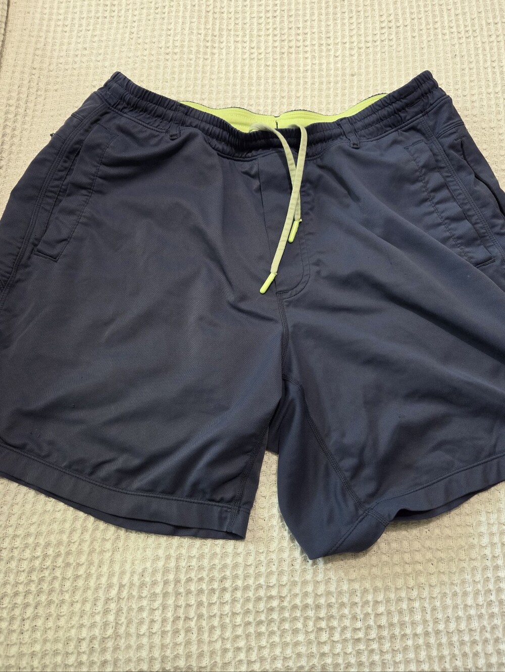 Bird Dog Men's Shorts Size Large